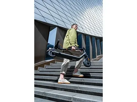 SEGWAY Ninebot E2 Plus II Scooter