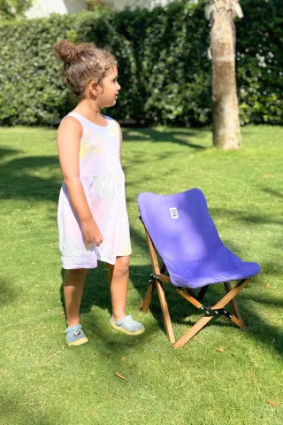 BAG THE JOY KIDS KATLANIR AHŞAP KAMP & BAHÇE SANDALYESİ KAHVERENGİ İSKELET – KIRMIZI KILIF